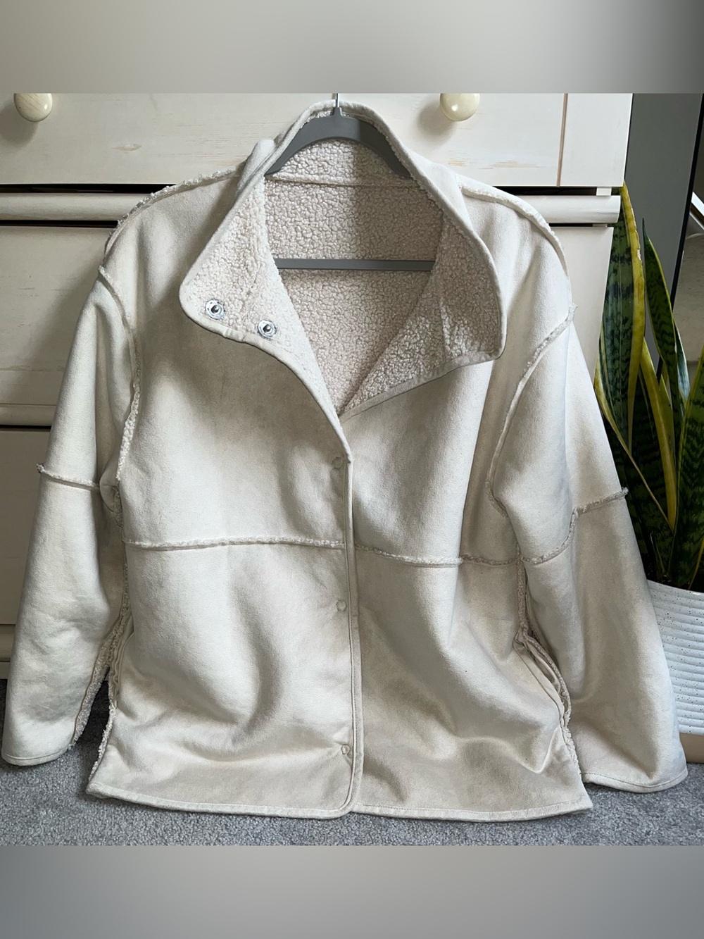 NWOT Tommy Bahama Reversible Faux Shearling Coat S-Oversized - Picture 4 of 6